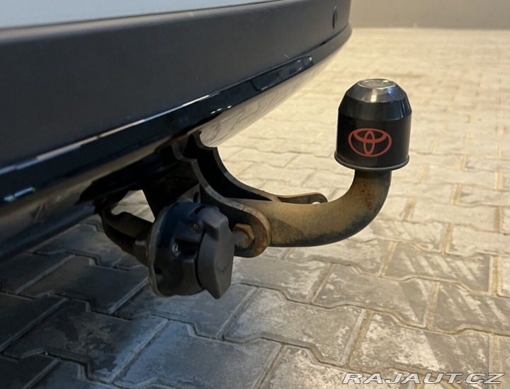 Toyota RAV4 2,5 Hybrid AT AWD Style 2018