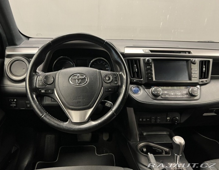Toyota RAV4 2,5 Hybrid AT AWD Style 2018