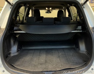 Toyota RAV4 2,5 Hybrid AT AWD Style 2018