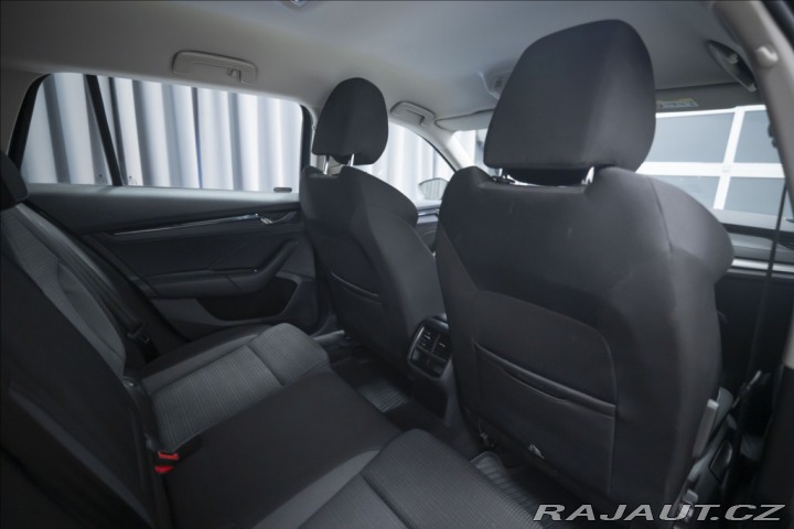 Škoda Octavia 2,0 TDI DSG VÝHŘEV 1. MAJ 2021