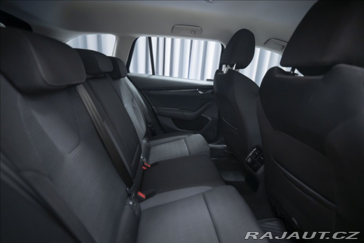 Škoda Octavia 2,0 TDI DSG VÝHŘEV 1. MAJ 2021