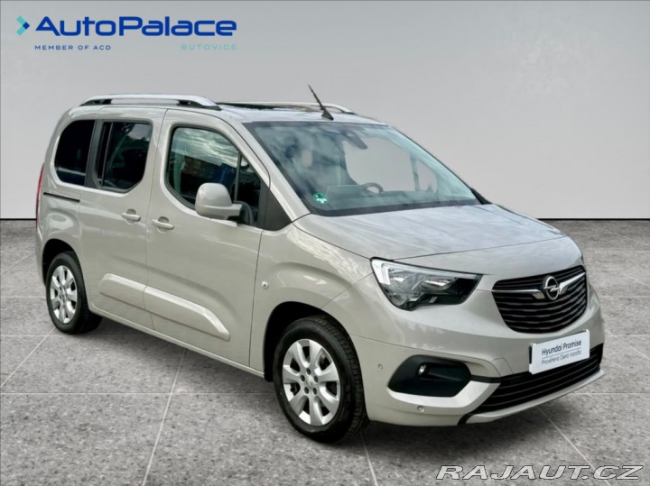 Opel Combo 1,2 T LIFE EDITION 1.MAJI 2021