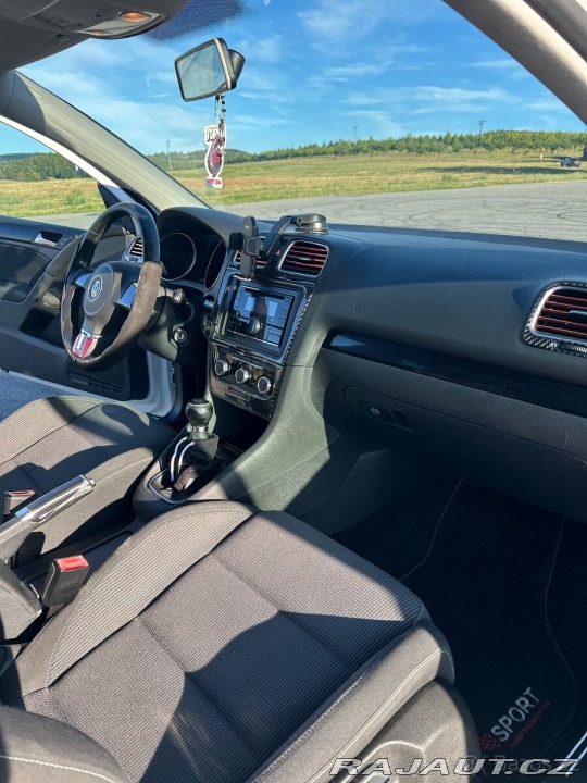 Volkswagen Golf 1,4 VI TSI, 118kw / 160 2010