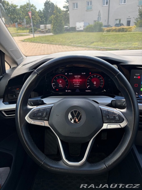 Volkswagen Golf 1,0 TSI 81 kW (110 k) 1800