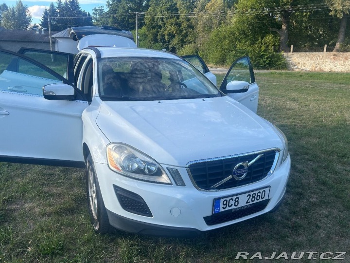 Volvo XC60 2,0 s naftovým motorem 2010