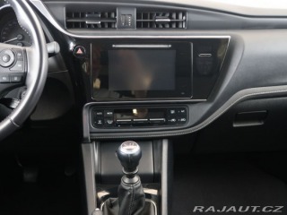 Toyota Auris 1.6D,82KW,Manuál,Touring 2015
