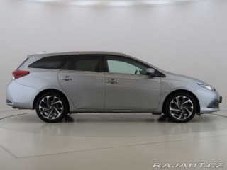 Toyota Auris 1.6D,82KW,Manuál,Touring 2015