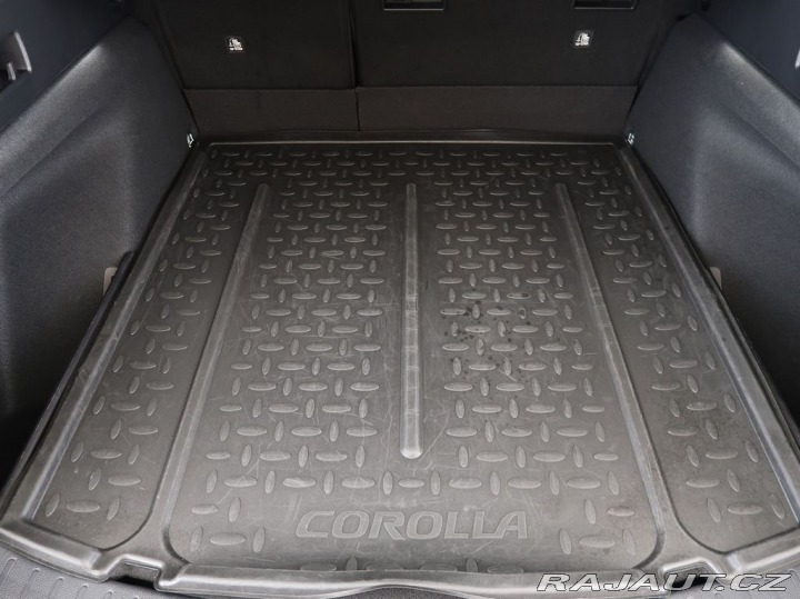 Toyota Corolla 1.8,Hybrid,e-CVT,Style,CZ 2023