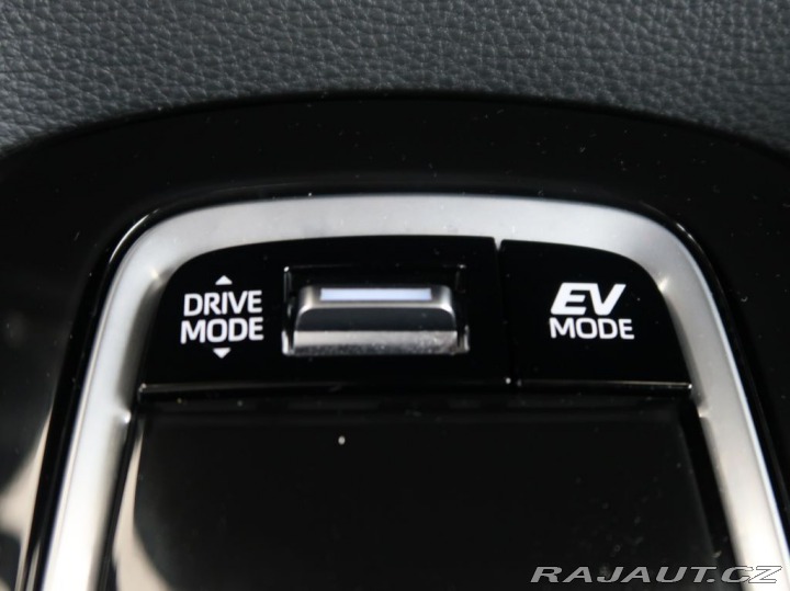 Toyota Corolla 1.8,Hybrid,e-CVT,Style,CZ 2023
