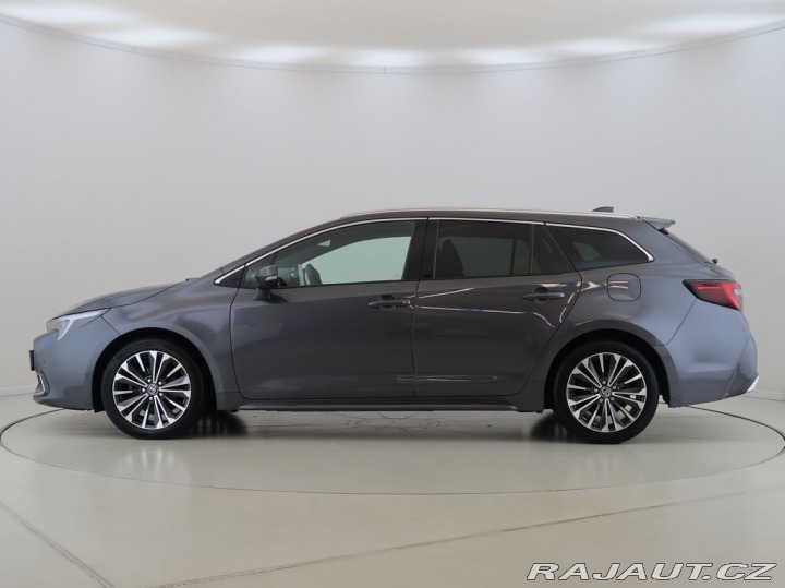 Toyota Corolla 1.8,Hybrid,e-CVT,Style,CZ 2023