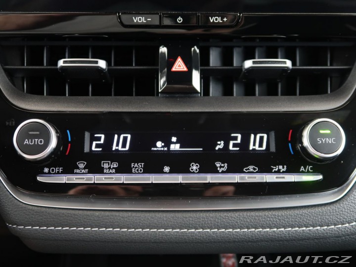 Toyota Corolla 2.0,HEV,112KW,GR SPORT,CZ 2024