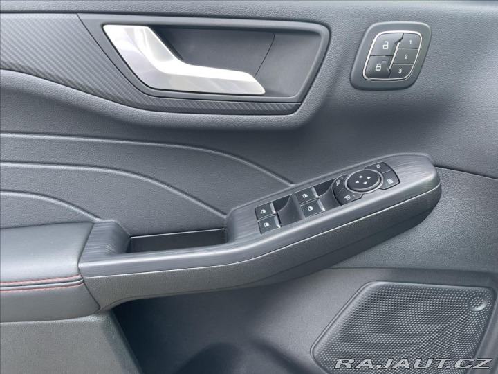 Ford Kuga 2,5 PHEV ST-LINE X 2025