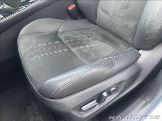 Toyota C-HR 2,0 2,0 Hybrid GR Sport 2022