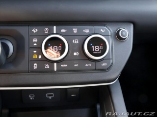 Land Rover Defender 3,0 D200 110 S 147kW CZ D 2024