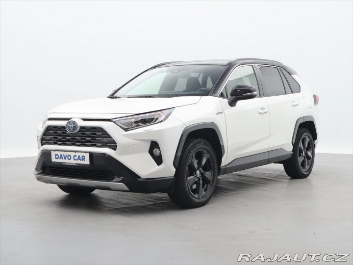 Toyota RAV4 2,5 e-CVT 131kW Selection 2020