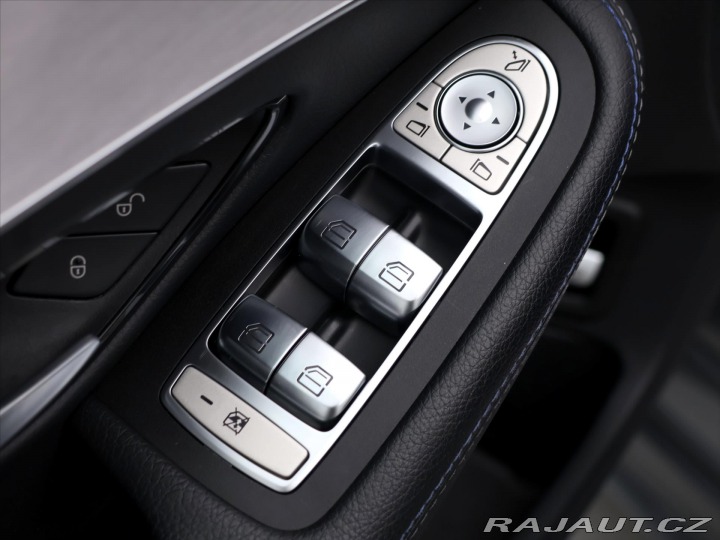 Mercedes-Benz C 2,0 300de 143kW AMG Night 2021