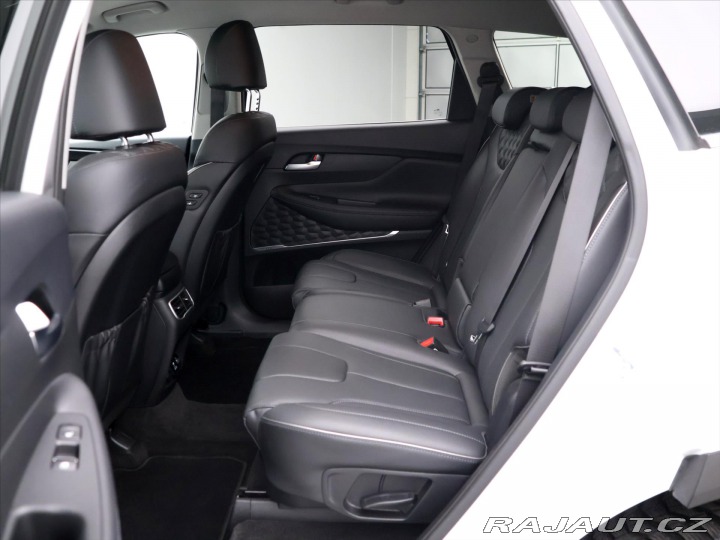 Hyundai Santa Fe 2,2 CRDi 142kW Style CZ D 2023