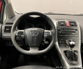 Toyota Auris 1,6 VVTi Luna 2010