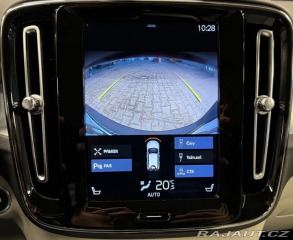 Volvo XC40 D3 AT AWD Momentum 2019