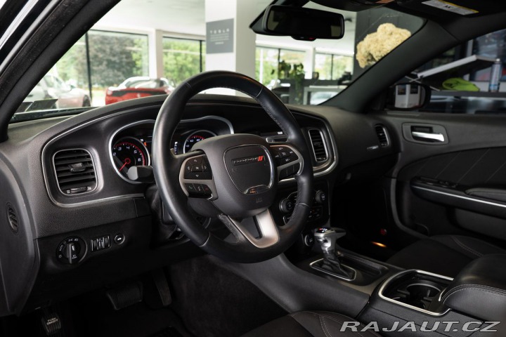 Dodge Charger 2017