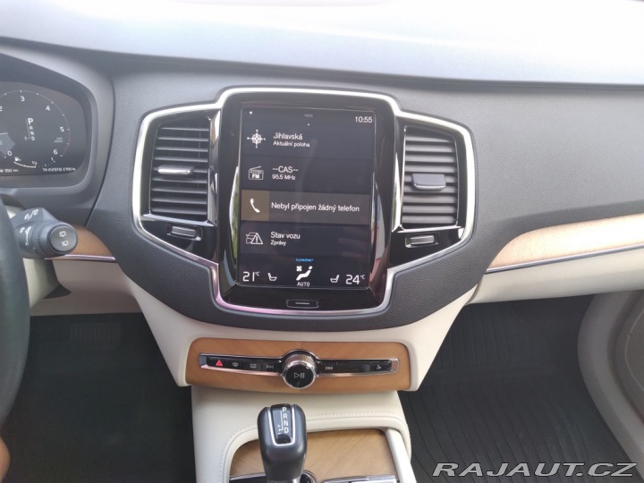 Volvo XC90 D5 AWD INSCRIPTION 7 MÍST 2018
