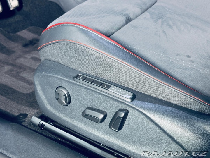 Volkswagen ID.7 GTX*4M*ZÁRUKA*TAŽNÉ*HEADU 2025