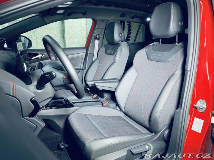 Volkswagen ID.4 GTX*4M*TAŽNÉ*360*ZÁRUKA*P 2025