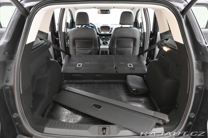 Ford Kuga 2,0 TDCi 110kW Tažné Záru 2015