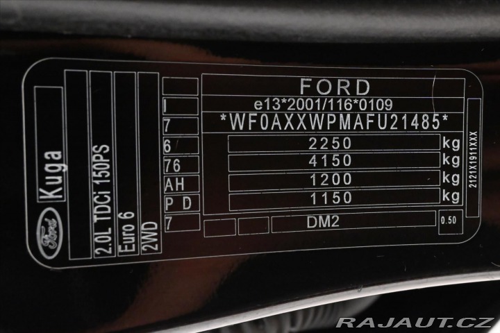 Ford Kuga 2,0 TDCi 110kW Tažné Záru 2015