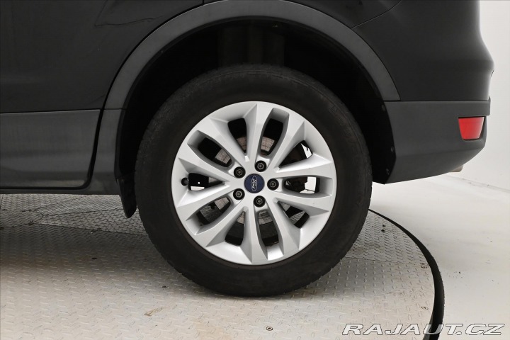 Ford Kuga 2,0 TDCi 110kW Tažné Záru 2015