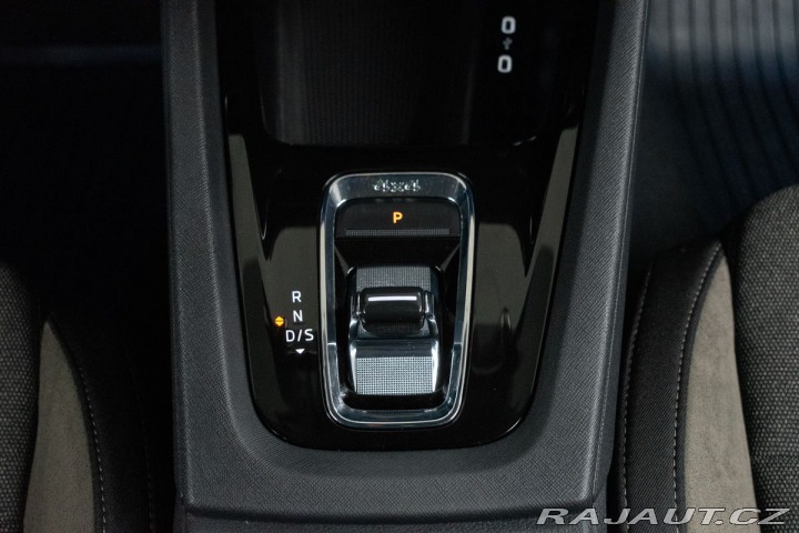Škoda Octavia SCOUT 2.0 TSI 4x4*TAŽNÉ*D 2023