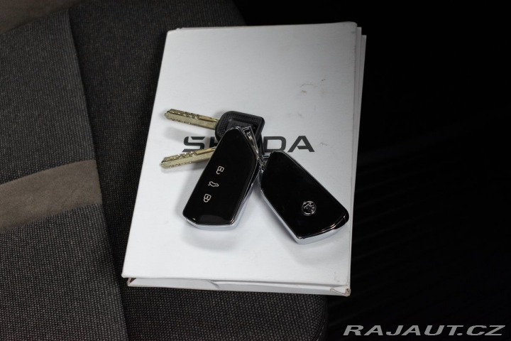Škoda Octavia SCOUT 2.0 TSI 4x4*TAŽNÉ*D 2023