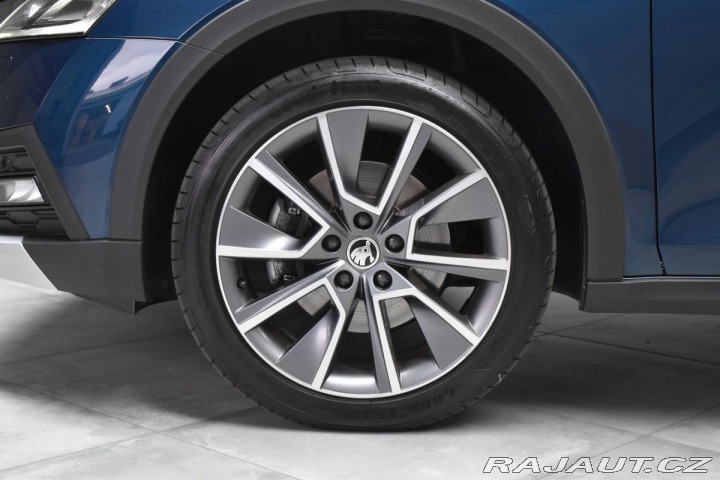 Škoda Octavia SCOUT 2.0 TSI 4x4*TAŽNÉ*D 2023
