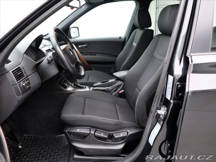 BMW X3 2,5 R6 141KW CZ Aut. 4x4 2004