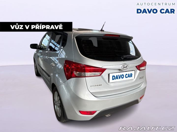 Hyundai ix20 1,6 92 kW CVVT Trikolor 2013