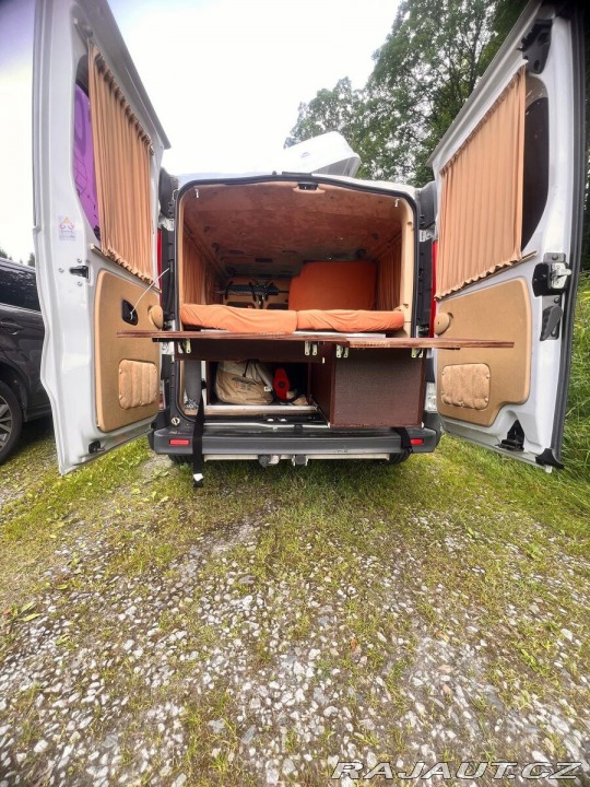 Opel Vivaro 2,0   Obytné 2008