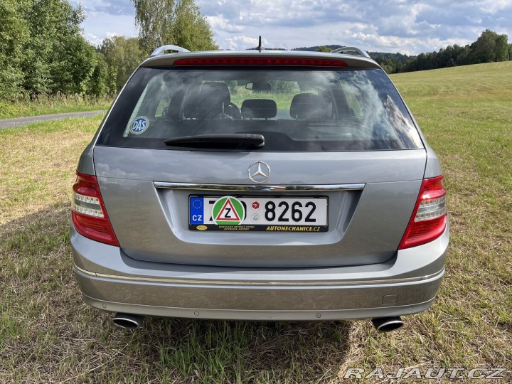 Mercedes-Benz C C350 CDI V6 17Okw r.v.201 2010