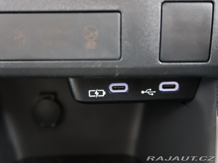 Toyota Yaris 1.5,Hybrid,e-CVT,Comfort, 2026
