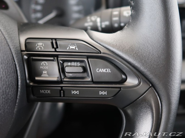 Toyota Yaris 1.5,Hybrid,e-CVT,Comfort, 2026