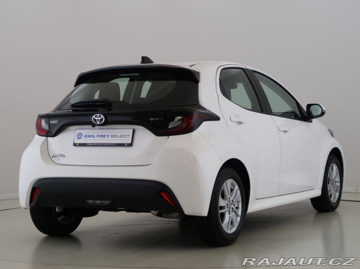 Toyota Yaris 1.5,Hybrid,e-CVT,Comfort, 2026