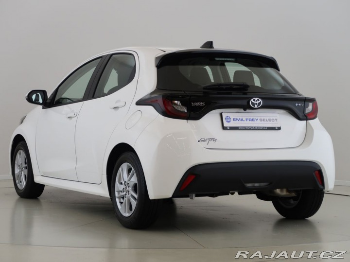 Toyota Yaris 1.5,Hybrid,e-CVT,Comfort, 2026