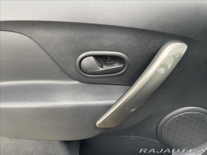 Dacia Sandero 1,2 16V 54kW Nové ČR 1.Ma 2016