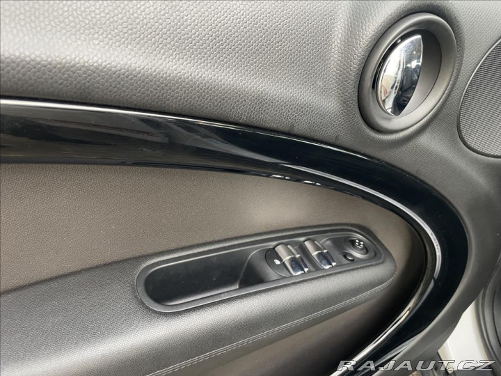 Mini Countryman 1,6 1.6 90 KW A/T6 LPG  1 2013