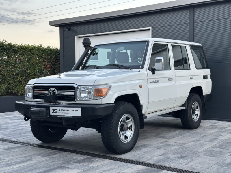 Toyota Land Cruiser 4,2 D 130PS HZJ76 LX 4x4