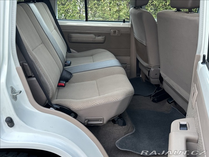 Toyota Land Cruiser 4,2 D 130PS HZJ76 LX 4x4 2013