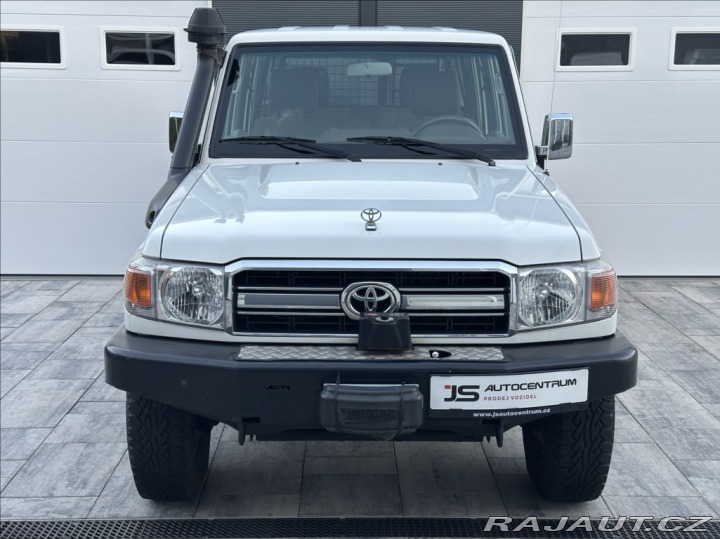 Toyota Land Cruiser 4,2 D 130PS HZJ76 LX 4x4 2013