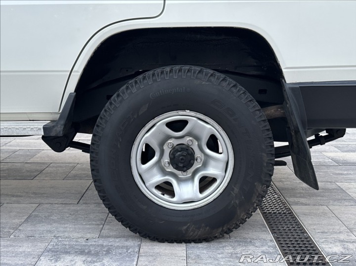 Toyota Land Cruiser 4,2 D 130PS HZJ76 LX 4x4 2013