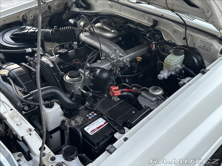 Toyota Land Cruiser 4,2 D 130PS HZJ76 LX 4x4 2013