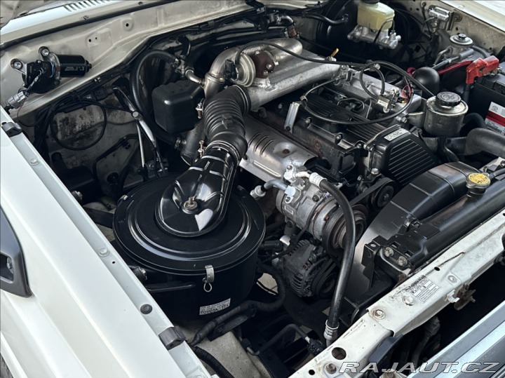 Toyota Land Cruiser 4,2 D 130PS HZJ76 LX 4x4 2013