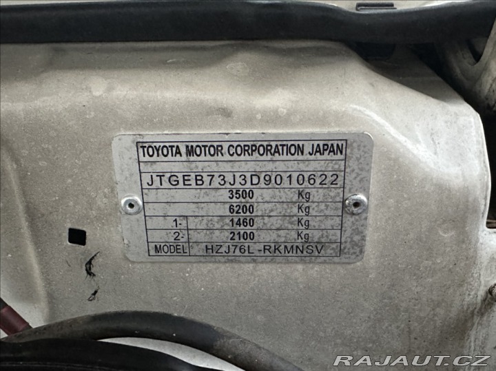 Toyota Land Cruiser 4,2 D 130PS HZJ76 LX 4x4 2013
